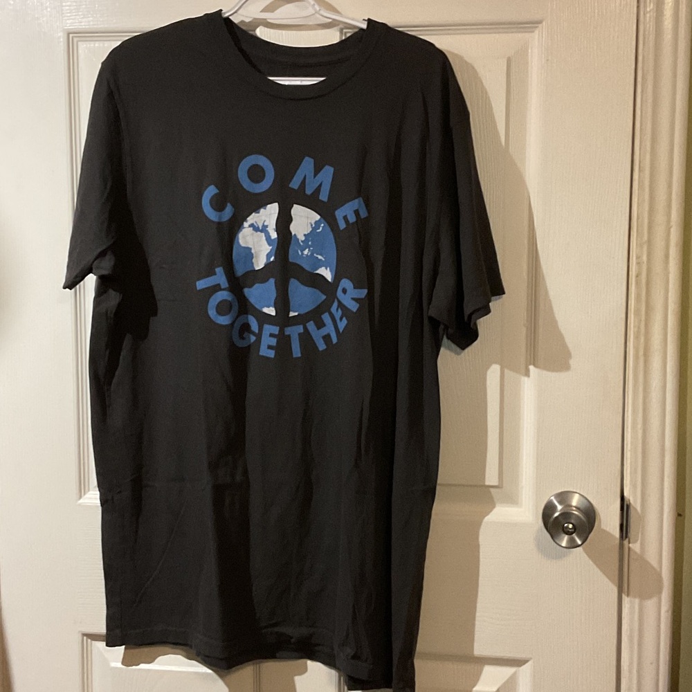 NWT John Lennon Come Together Black Graphic T-Shirt - Blue Peace Globe Print